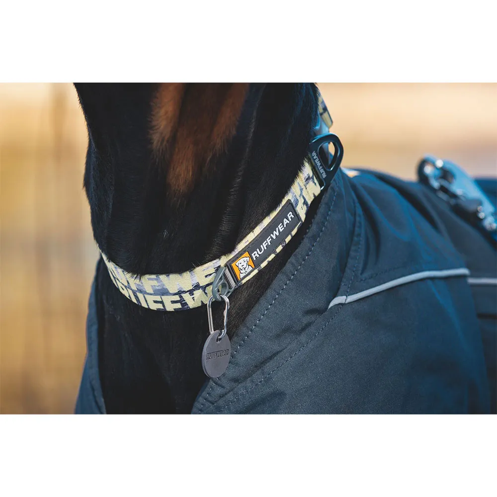 Купить Ruffwear 25451-9551420 воротник Front Range™  Mountains Logo 355-508 mm 7ft.ru в интернет магазине Семь Футов