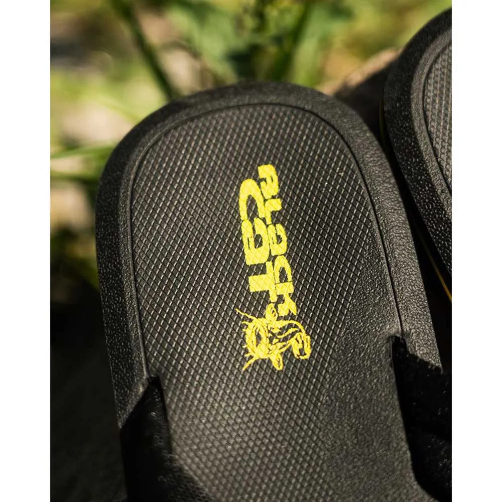 Купить Black cat bo500091 Шлёпанцы Logo Black / Yellow 32x20x10 EU 44 7ft.ru в интернет магазине Семь Футов