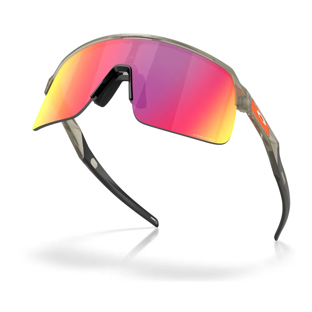 Купить Oakley OO9463-6839-0 Солнцезащитные очки Sutro lite Золотистый Matte Grey Ink Matte Prizm Road/CAT3 7ft.ru в интернет магазине Семь Футов