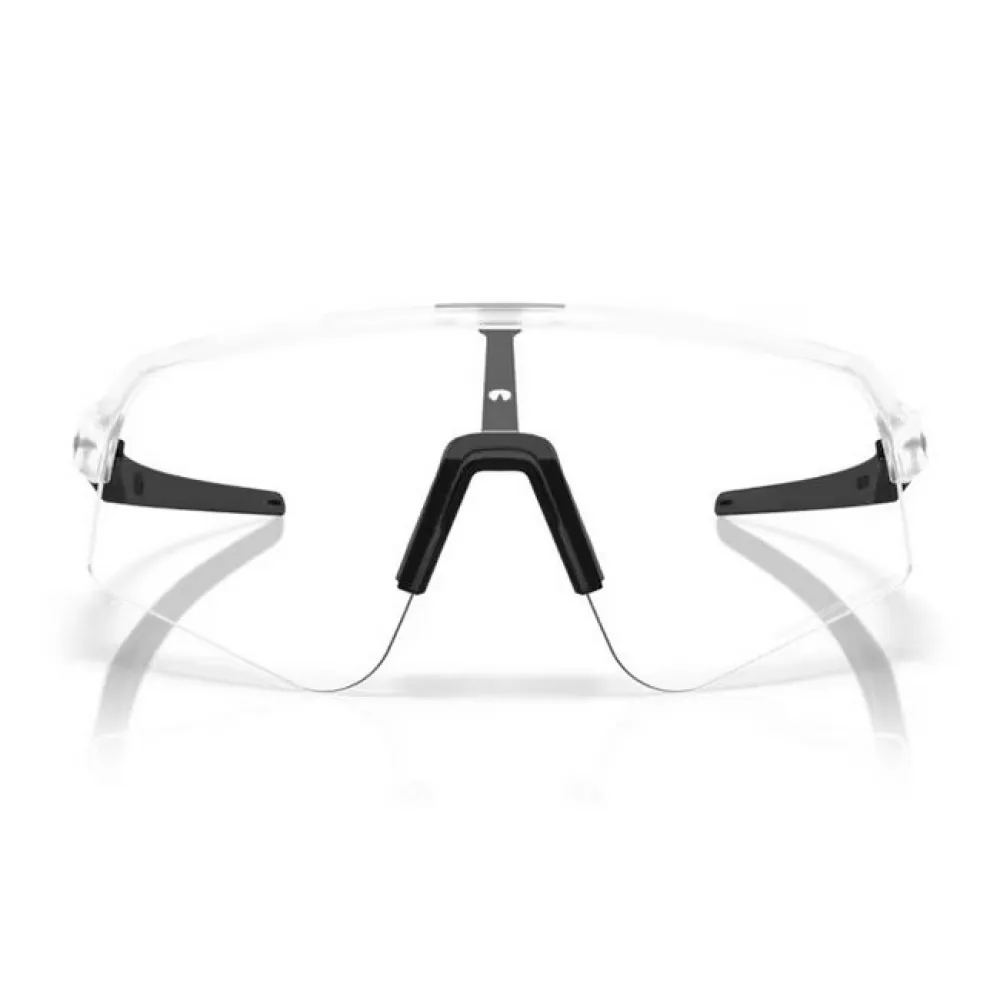 Купить Oakley oo9465-3939 Фотохромные солнцезащитные очки Sutro lite sweep Matte Clear 20x10x10 Photochromic/CAT0-3 7ft.ru в интернет магазине Семь Футов