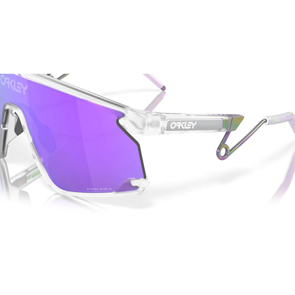 Купить Oakley OO9237-0239 Солнцезащитные очки BXTR Metal Prizm Бесцветный Matte Clear Prizm Violet/CAT3 7ft.ru в интернет магазине Семь Футов