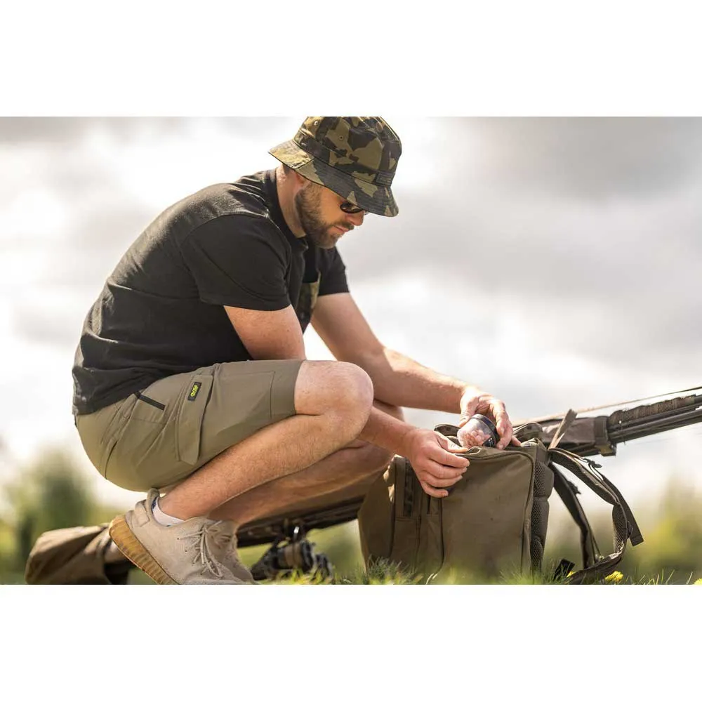 Купить Avid carp a0620372 Шорты Technical Combat Green 30x20x10 S 7ft.ru в интернет магазине Семь Футов